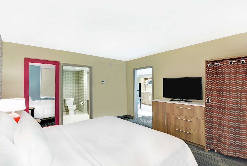 Home2 Suites by Hilton Clarksville Louisville North - photo 16