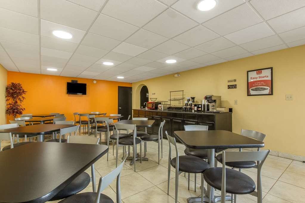 Econo Lodge Fort Knox - photo 27