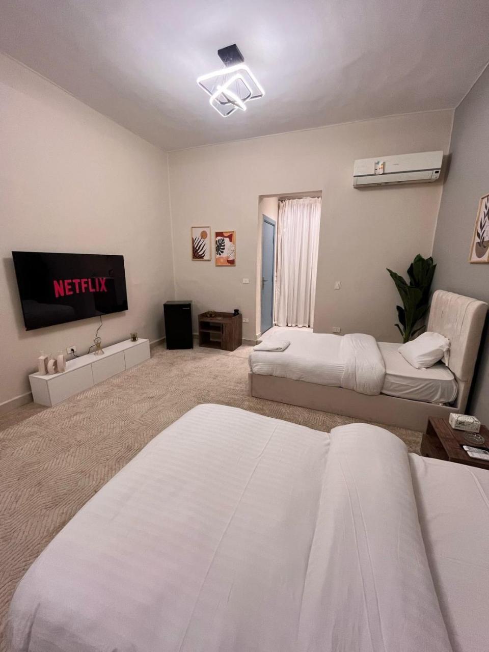 Zamalek studio S1 — 4-Star Luxury Hotel in Cairo, Egypt