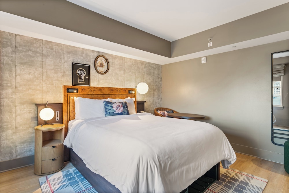 Hotel Indigo Baton Rouge Downtown by IHG - photo 46