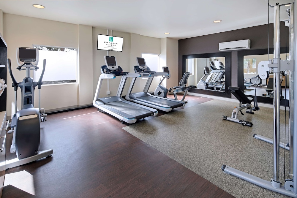 Embassy Suites by Hilton Anaheim North - photo 15