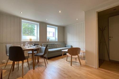 Ledaal Place 1 by Stavanger BnB — 4-Star Luxury Hotel in Stavanger, Norway