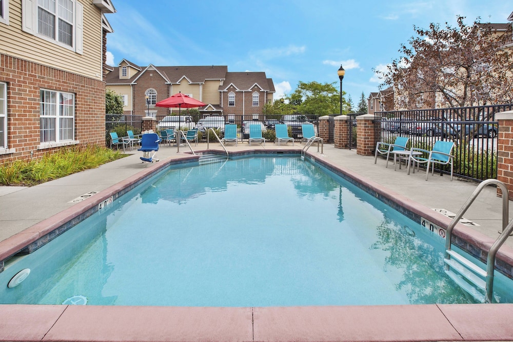 Towneplace Suites By Marriott Brookfield - photo 15