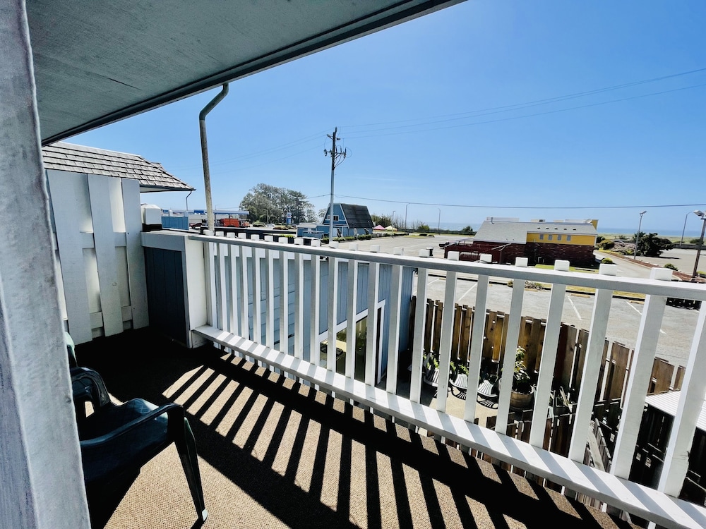 Seabird Lodge - photo 20