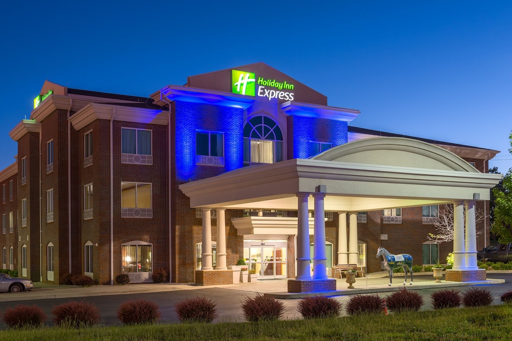 Holiday Inn Express & Suites Lexington Dtwn Area Keenland by IHG - photo 45