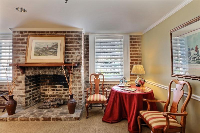 The Presidents Quarters Inn - photo 139