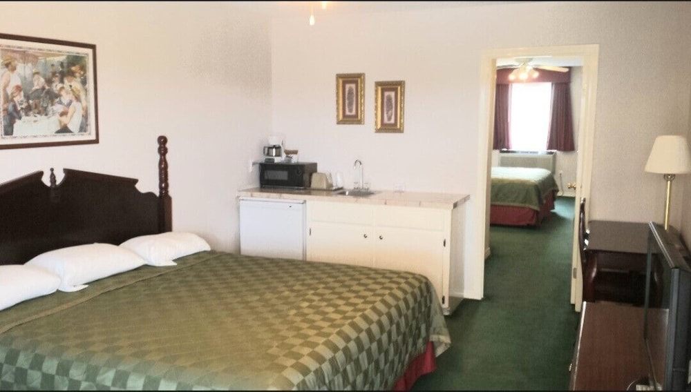 Southern Belle Inn - photo 6