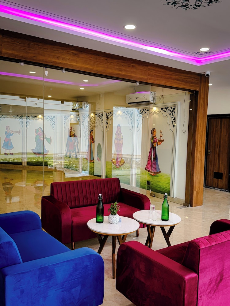 Hotel Blue Ocean - last minute hotel in Udaipur