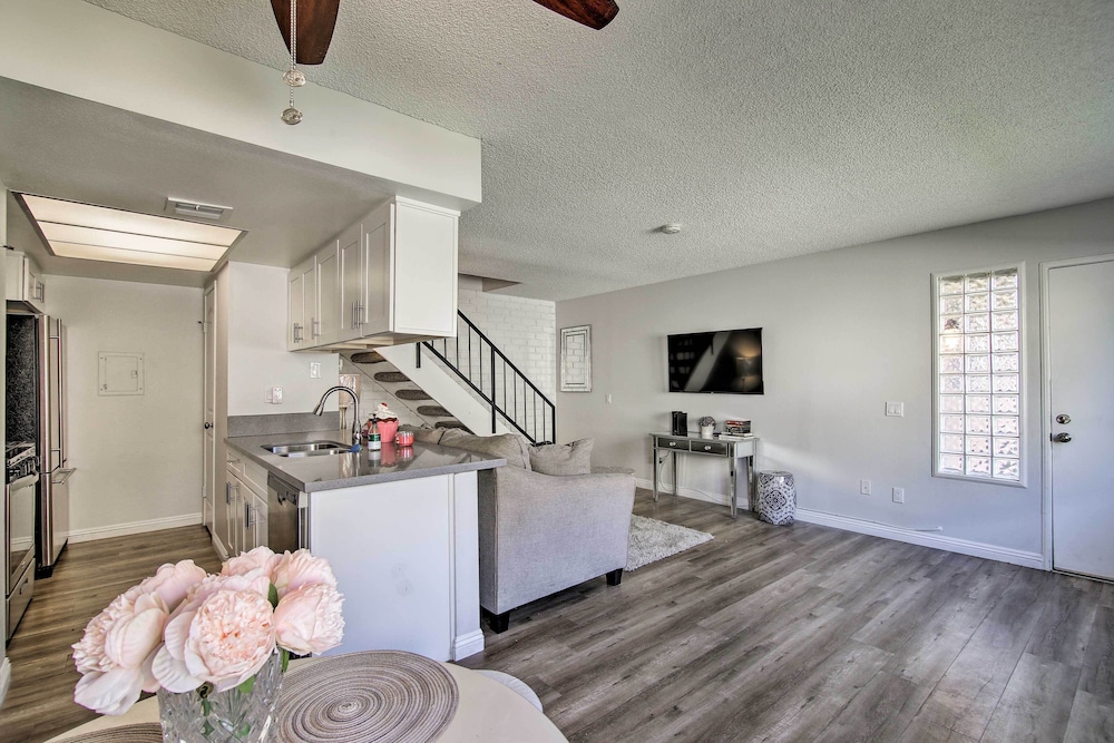 Palm Desert Resort style Living: Dog Friendly - photo 22