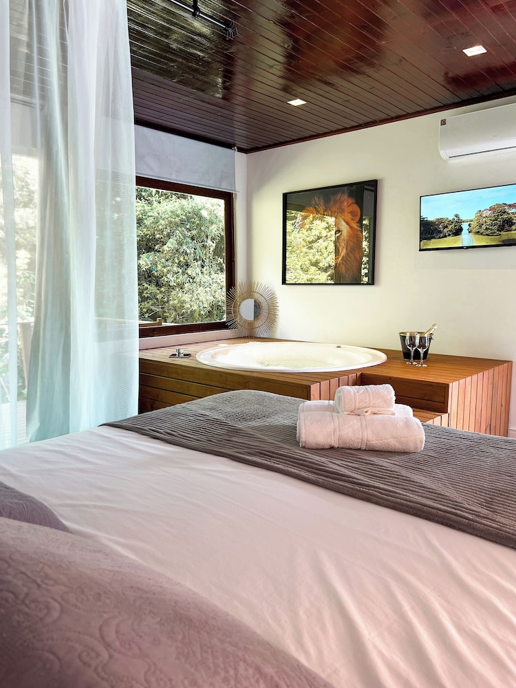Pousada Essência do Sol - carbon neutral hotel in Florianopolis