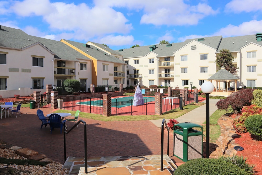 Baymont by Wyndham Norcross Atlanta - photo 19