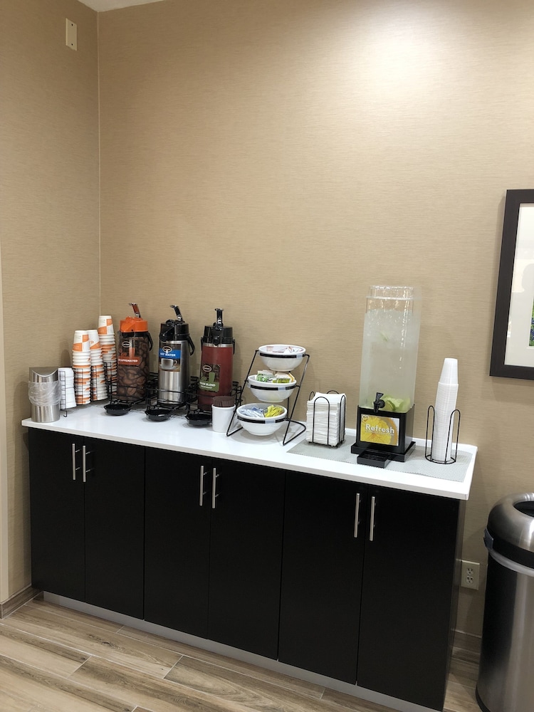 Comfort Inn Wichita Falls Near University - photo 31