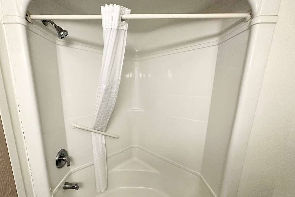 Ramada by Wyndham Lithia Springs Atlanta - photo 16