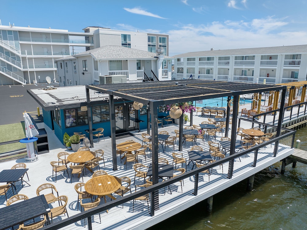 Beachwalk - photo 46