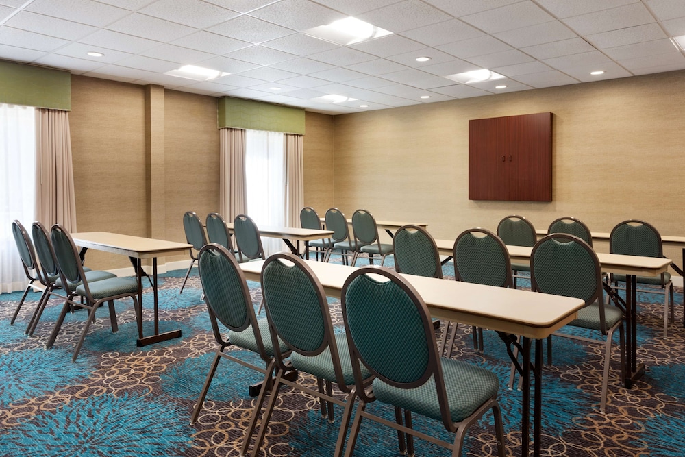 Hampton Inn & Suites Birmingham East Irondale - photo 29
