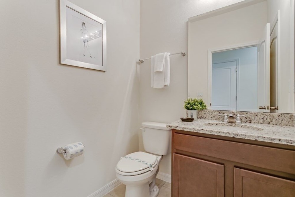 Amazing 7 Bedroom Solterra New Resort Home 7 Villa by Redawning - photo 35