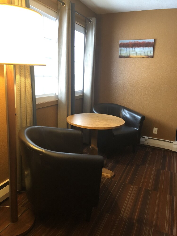 Adoba Hotel Naubinway - photo 12
