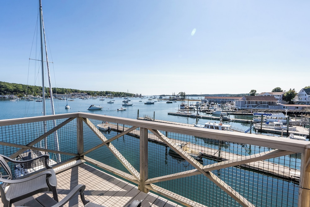 Fishermans Wharf Inn - carbon neutral hotel in Boothbay Harbor