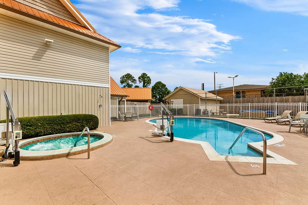 SureStay Studio by Best Western Pensacola - photo 4