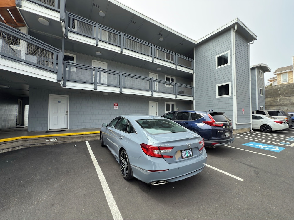 West Beach Suites - photo 129