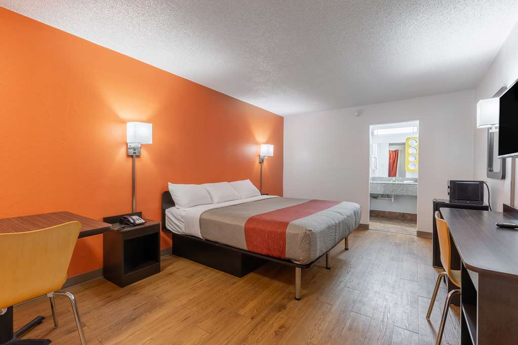 Motel 6 Bryan TX University Area - featured photo