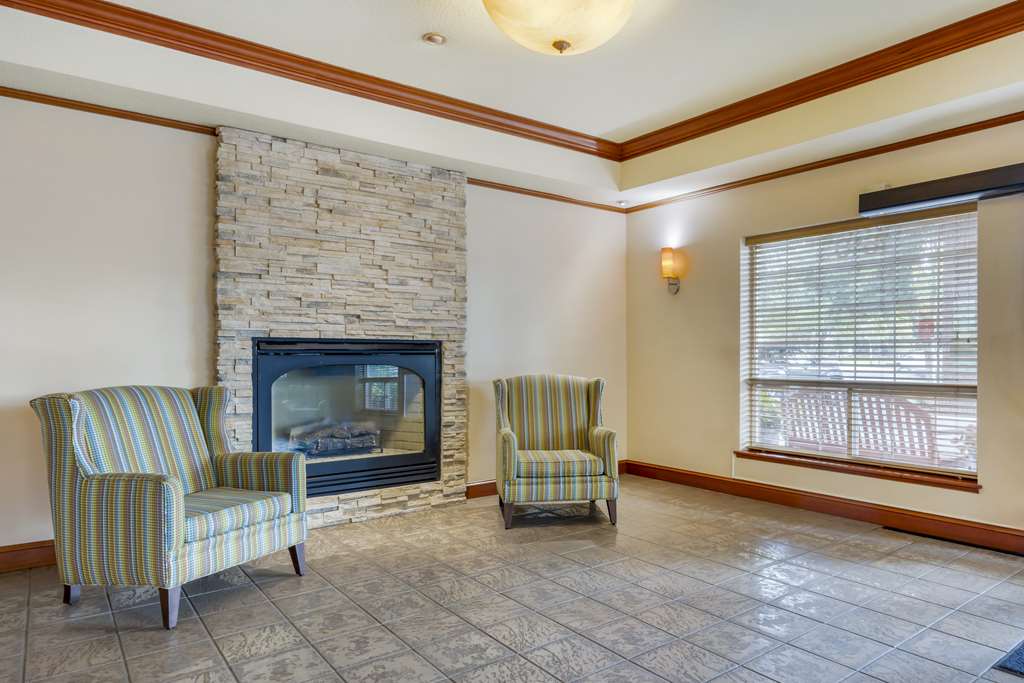 Best Western Plus Northwind Inn & Suites - photo 42