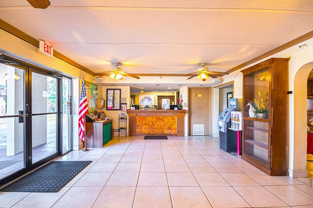 Americas Best Value Inn & Suites Melbourne - photo 10