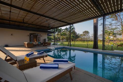 StayVista's Lumiere Villa with Rainshower Bliss — 5-Star Luxury Hotel in Lonavla, India