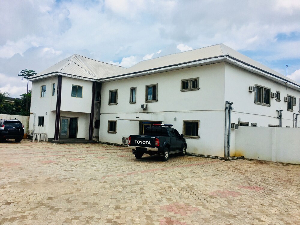 Cossy Hotel & Suite in Agbor, Nigeria