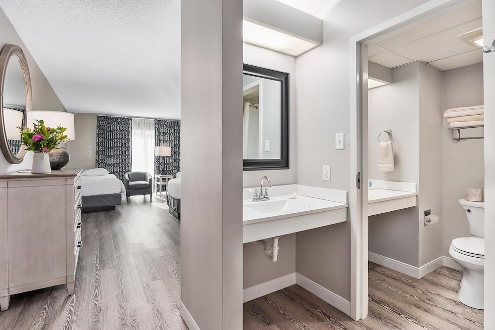 First Floor East Family Deluxe - photo 5