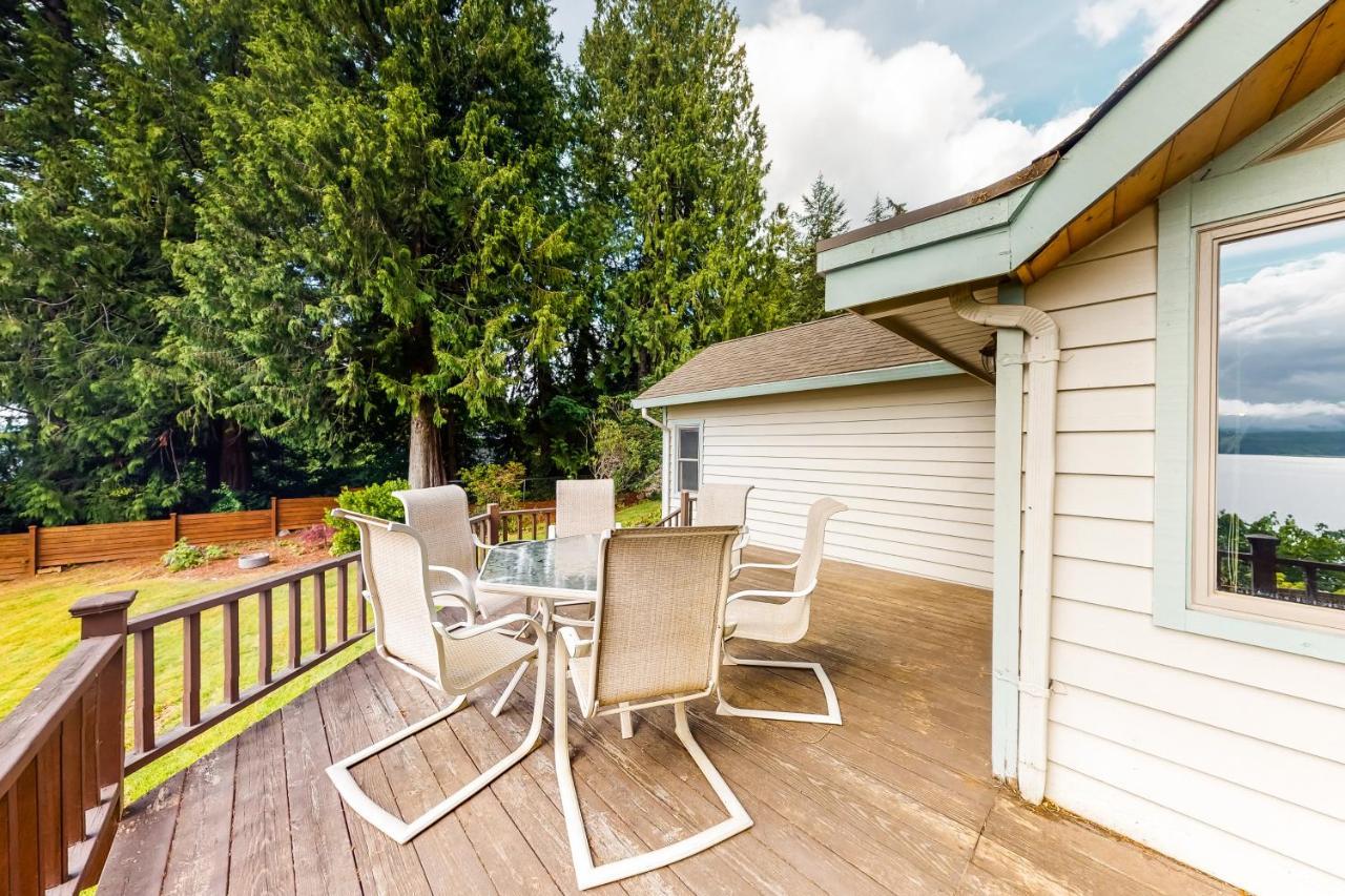 Redman Cabin — 4-Star Luxury Hotel in Poulsbo, United States