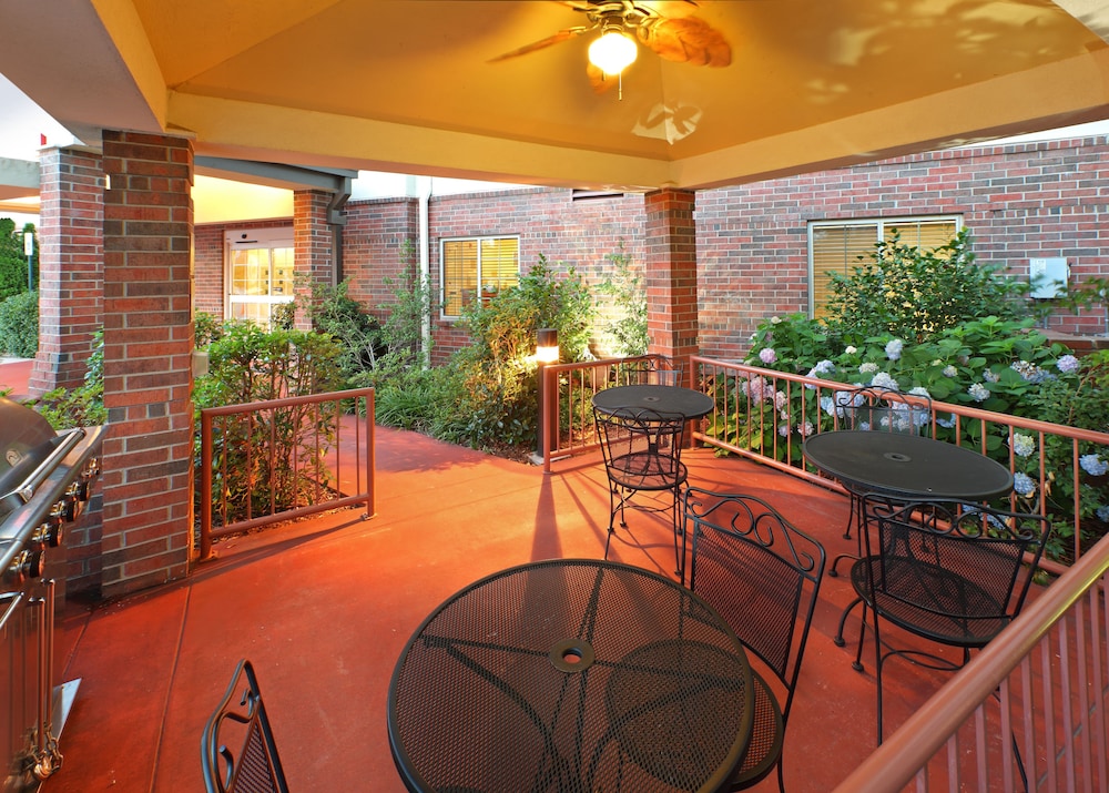 Candlewood Suites West Little Rock by IHG - photo 36