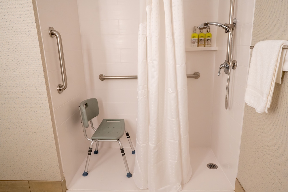Holiday Inn Express Boston by IHG - photo 42