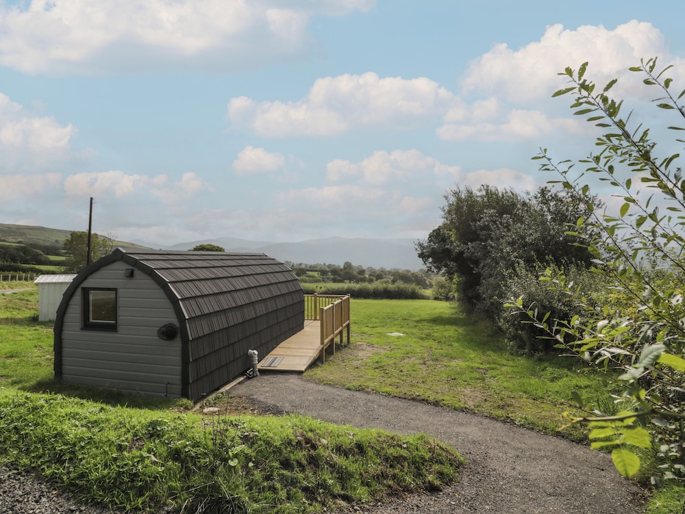 Tarrenhendre Pod in Tywyn, United Kingdom