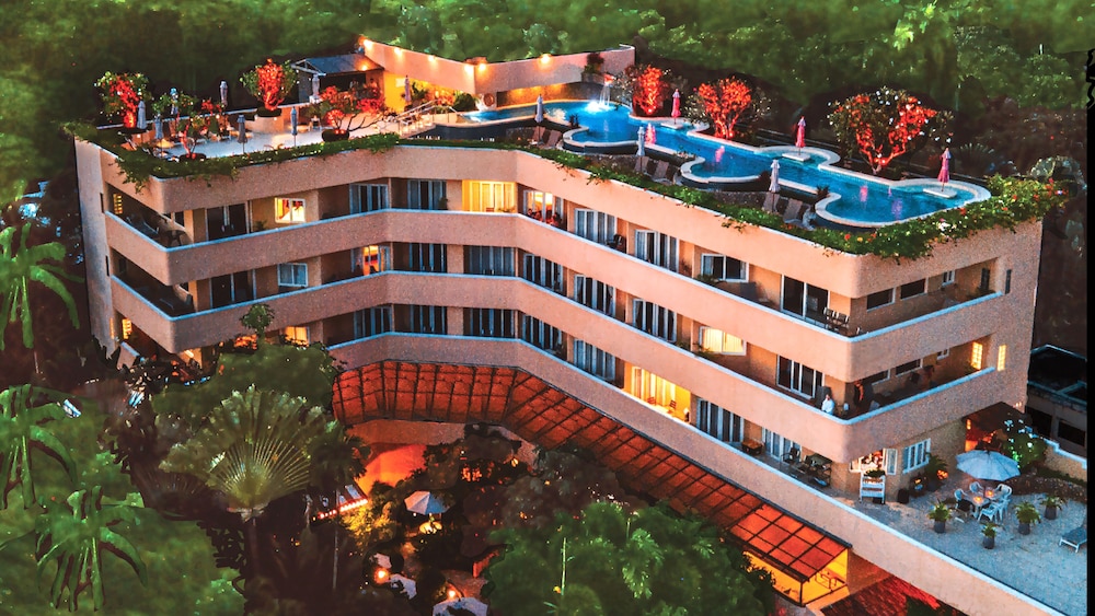 Pacific Club Resort — 4-Star Luxury Hotel in Phuket, Thailand