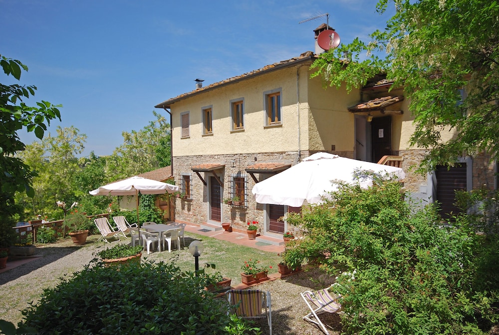 Podere Poggetto - carbon neutral hotel in Rome