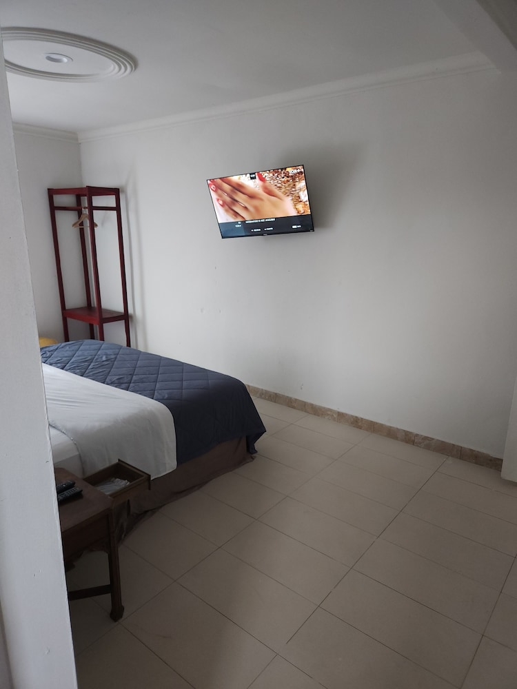 Prime 22 Hotel — Buea — photo 3