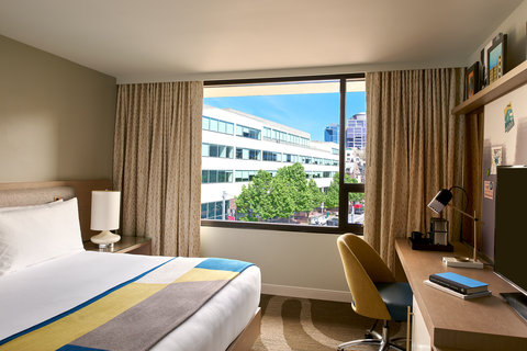 Portland Inn City Center - photo 8