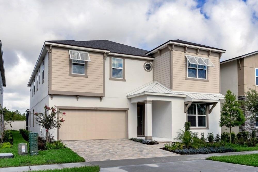 1810cvt Solara Resort 9 Bedroom Villa by Redawning Kissimmee - featured photo