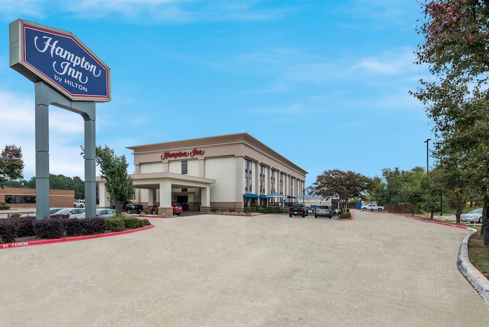 Hampton Inn Marshall - photo 36