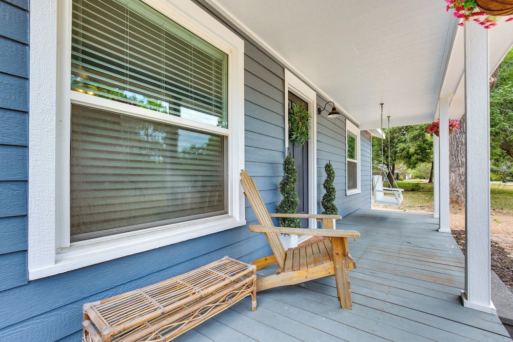 Lindale Vacation Rental with Deck and Grill - photo 12