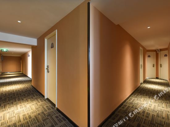 Pod Select Hotel - carbon neutral hotel in Beijing