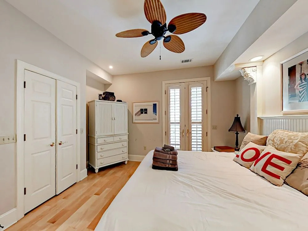 8 Mizzenmast Court at the Sea Pines Resort - photo 12