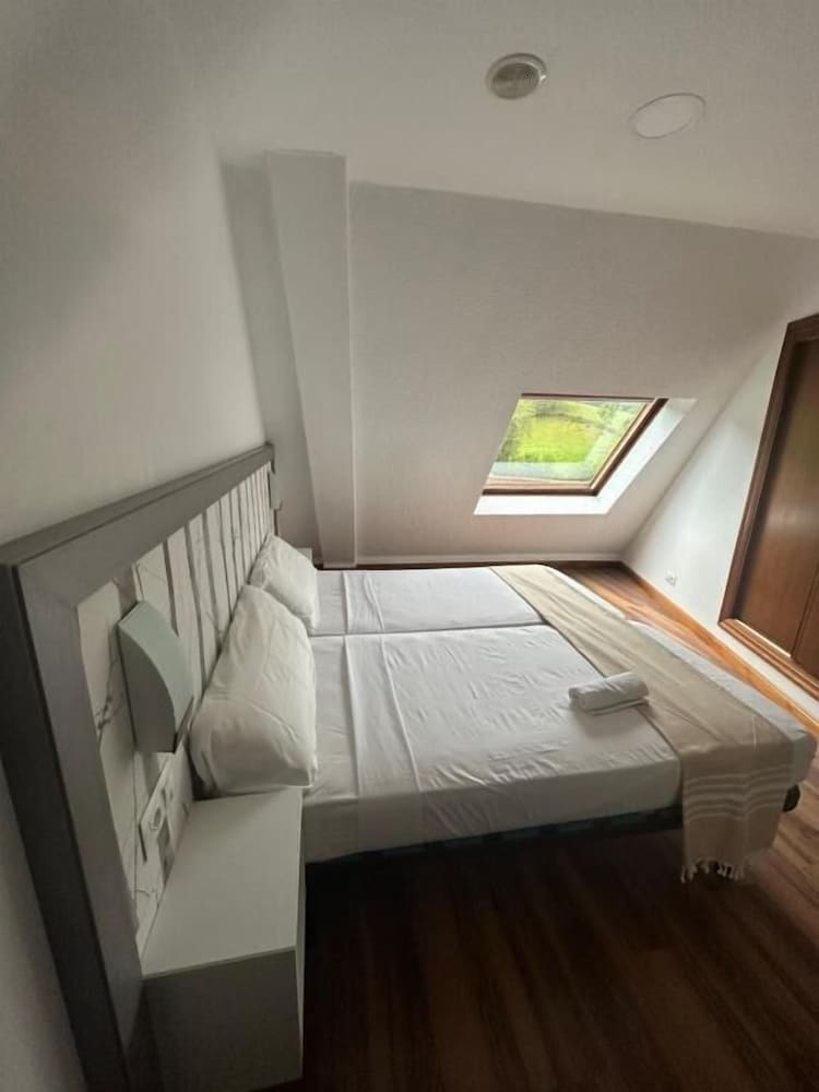 Hello Astur Green - carbon neutral hotel in Bimenes