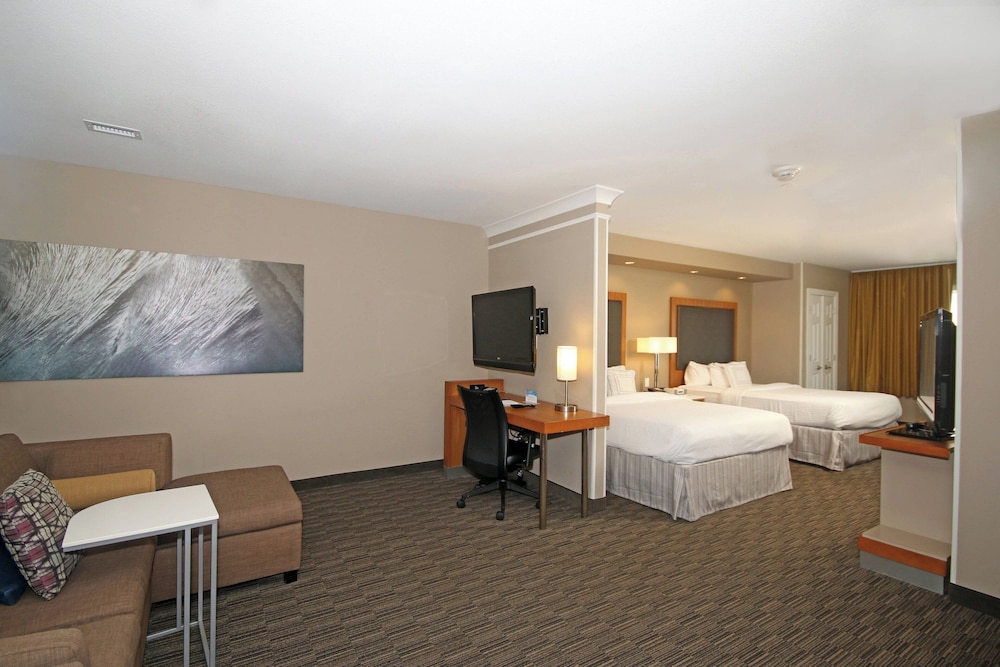 SpringHill Suites by Marriott Charleston N. Ashley Phosphate - photo 11