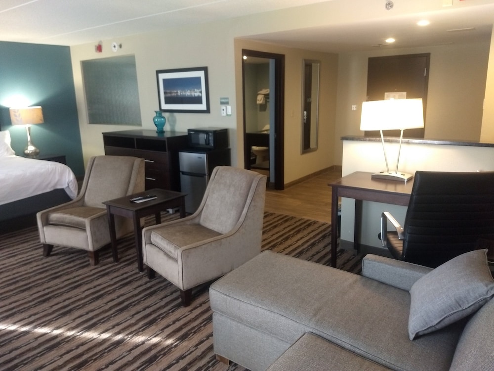 Holiday Inn Harrisburg East by IHG - photo 11