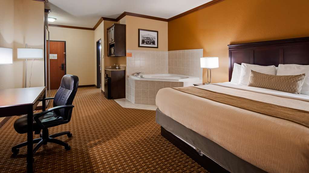 Best Western Granbury Inn & Suites - photo 17