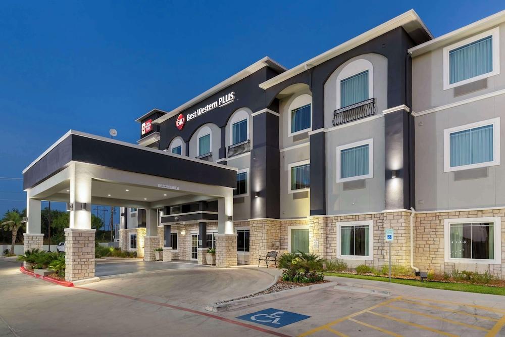 Best Western Plus Pleasanton Hotel - photo 32