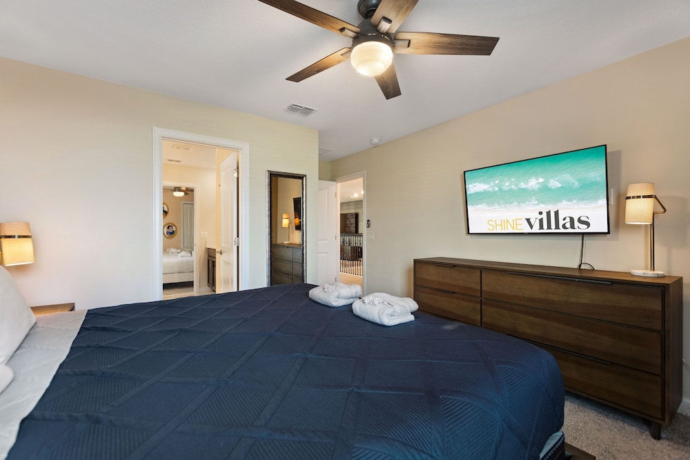 Marvel Mansion Championsgate Resort Shine Villas 9 Bedroom Villa - photo 3