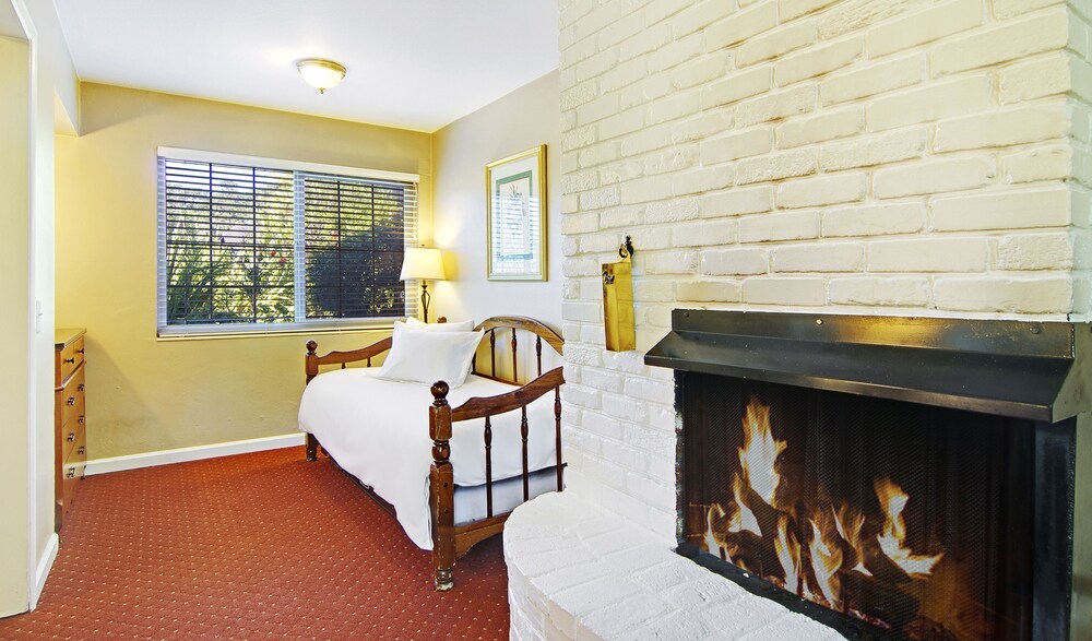 Svendsgaard's Inn - photo 43